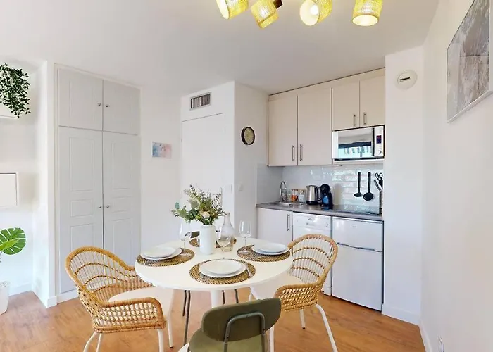 شقة Terrasse Avec Apercu Mer, Piscine, A 200m