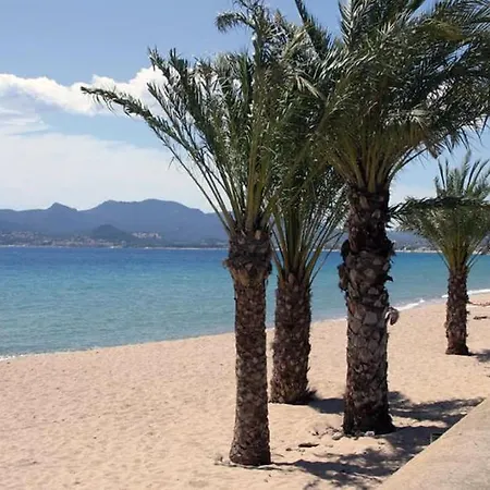 Terrasse Avec Aperçu Mer, Piscine, à 200m